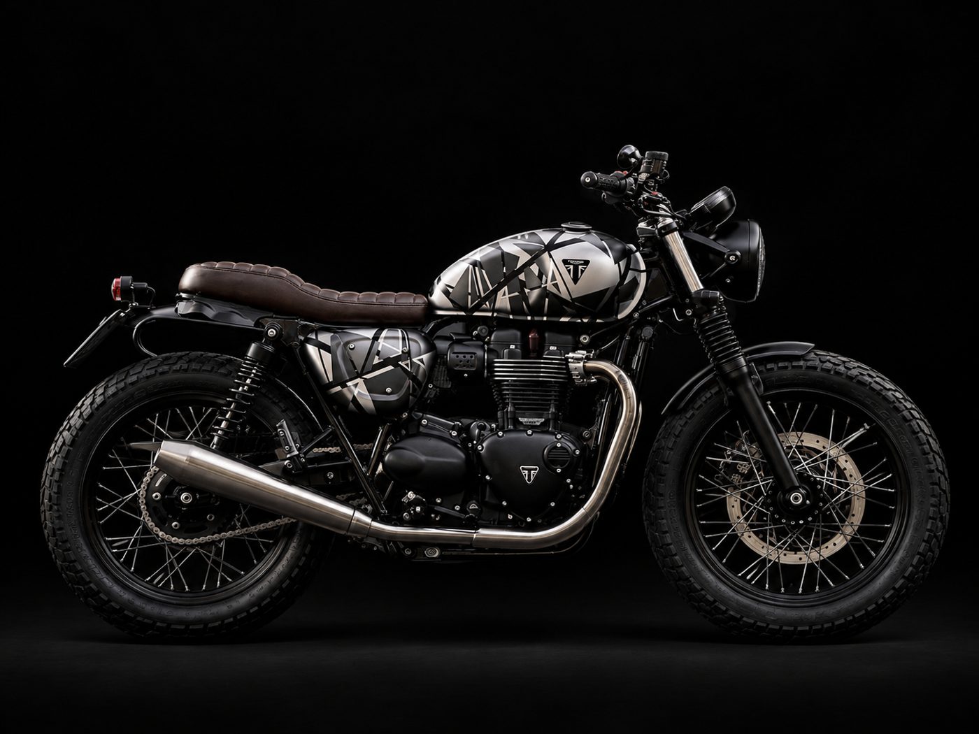 XTREET TWIN — motocicleta customizada pela Caffeine Custom