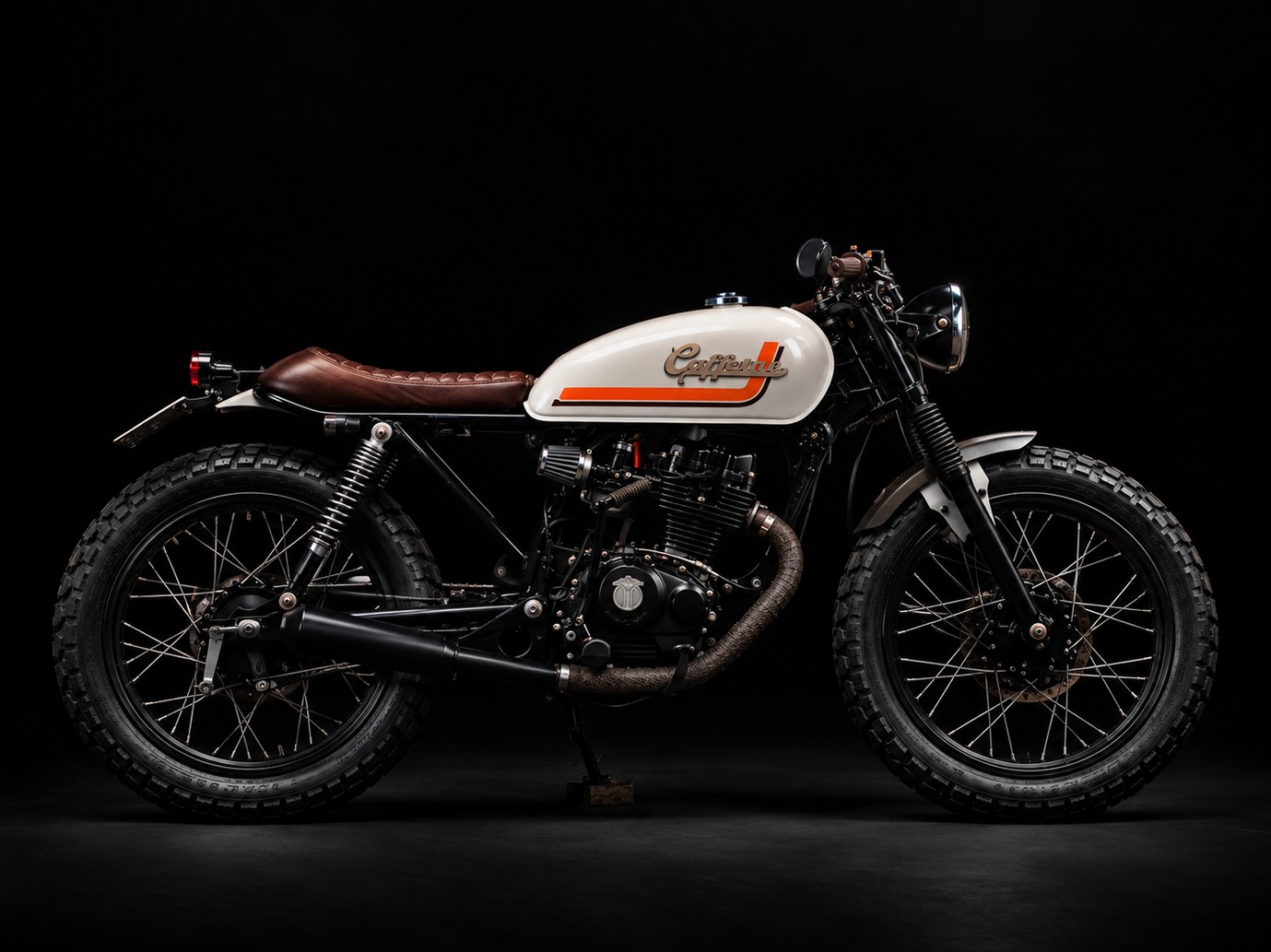Daring Brat — motocicleta customizada pela Caffeine Custom